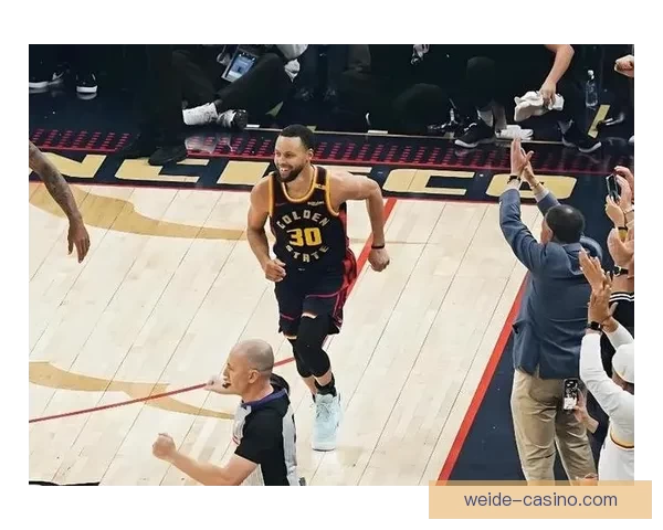 库里复出再次推迟已连续缺阵25场但仍未放弃常规赛回归希望